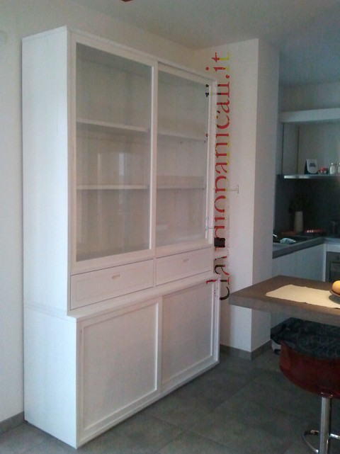 Cucina legno bianco decapato: shabby chic provenzale. rinnovare ... Mobile dispensa cucina pino
